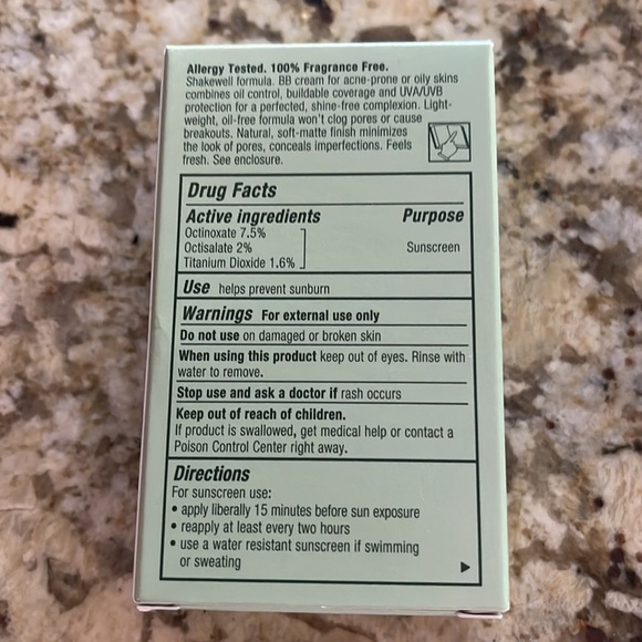 COPY - Clinique BB cream light medium nib spf40 acne solutions - Picture 3 of 3